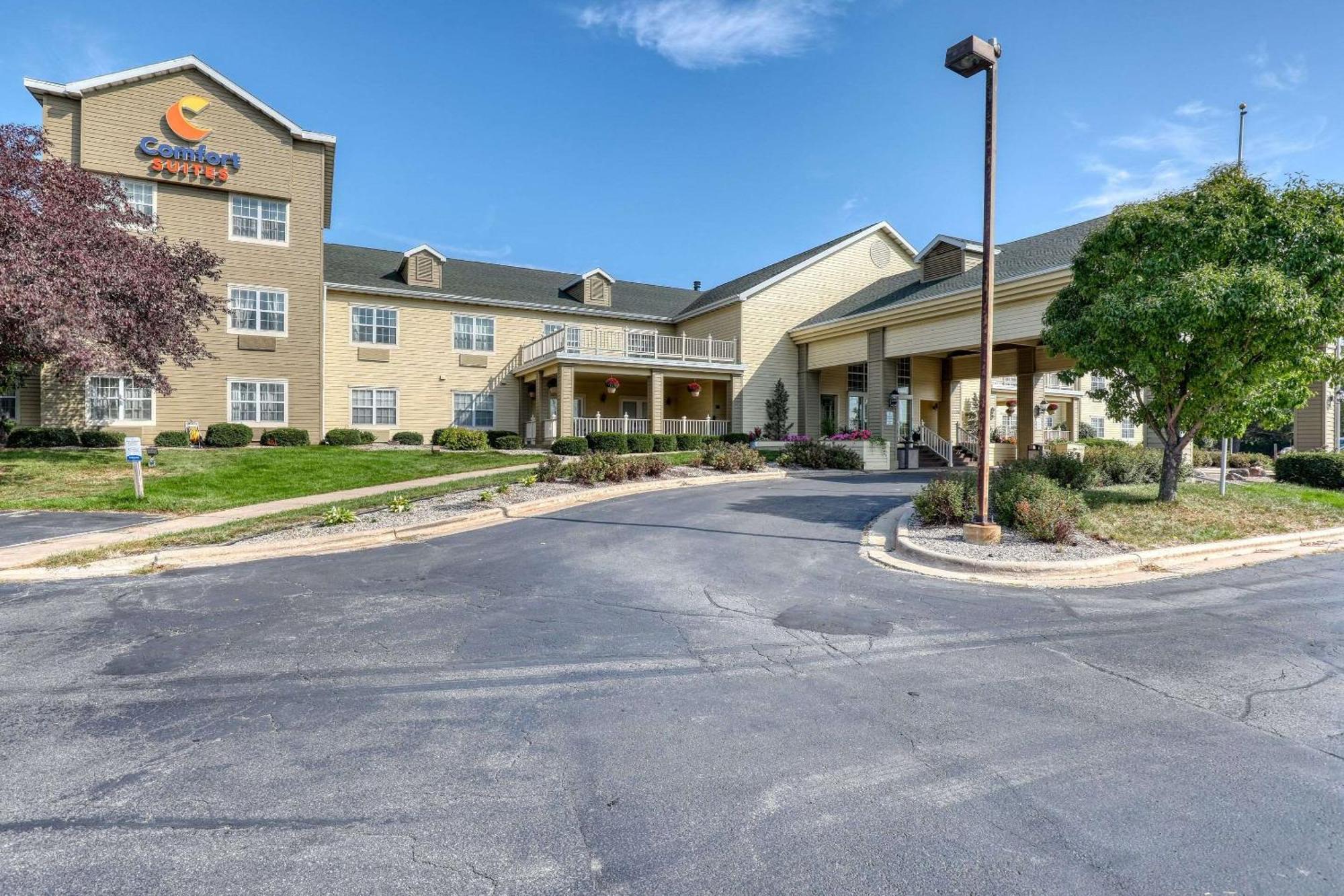 Comfort Suites Appleton Airport Экстерьер фото