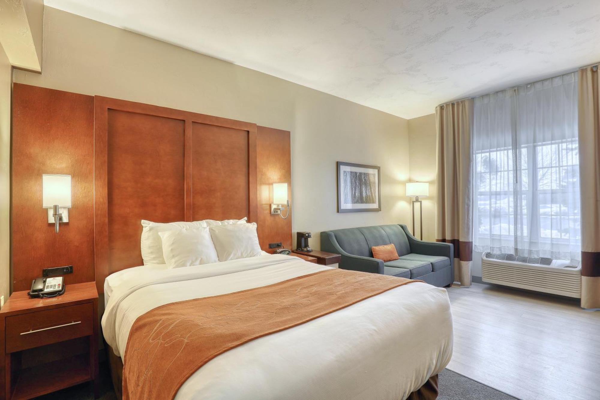 Comfort Suites Appleton Airport Экстерьер фото